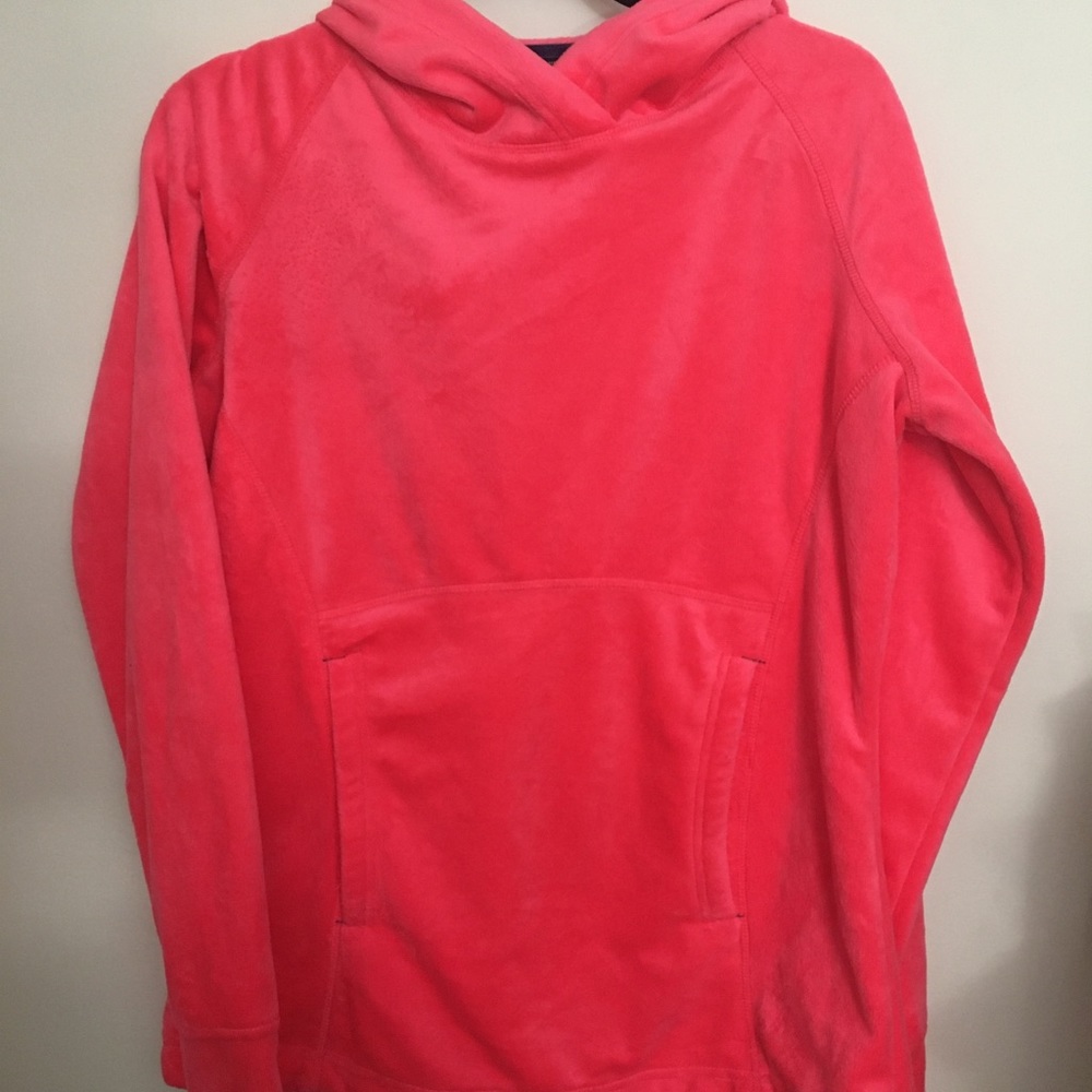 NWOT Soft hoodie with thumb holes